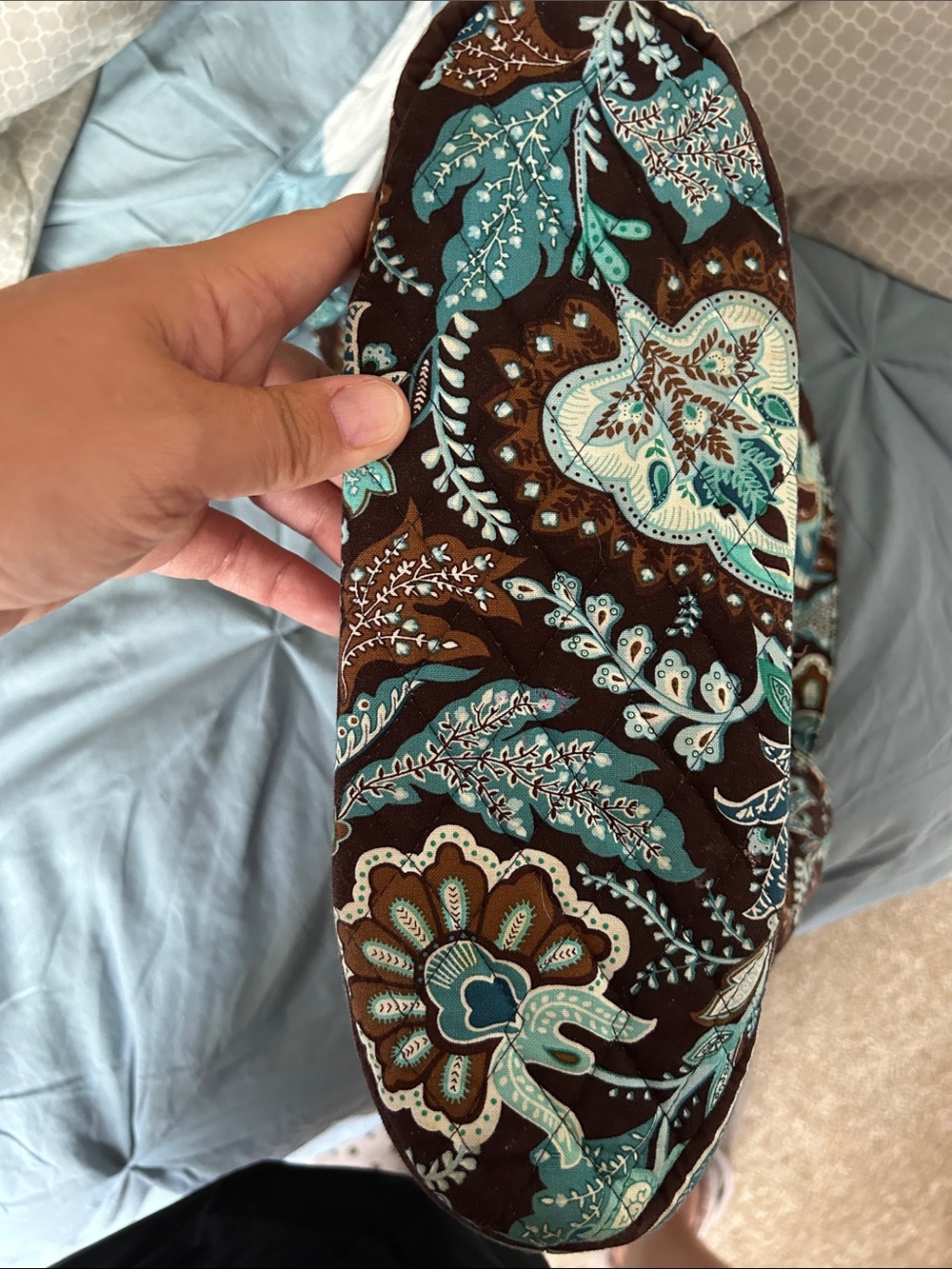Gently used blue Vera Bradley purse. - Picture 5 of 9